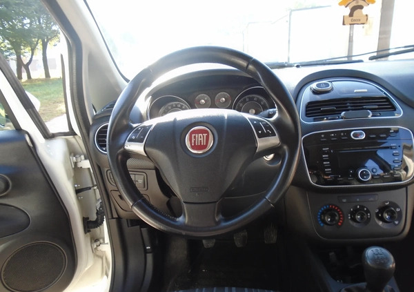 Fiat Punto cena 14900 przebieg: 210655, rok produkcji 2012 z Płock małe 562